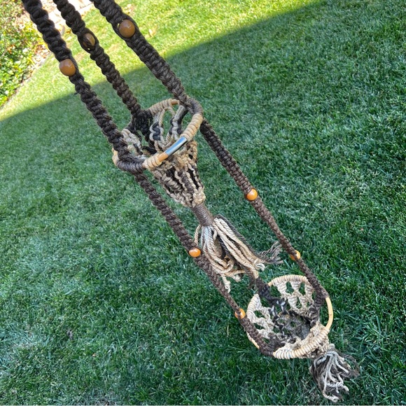 Vintage 70s Macrame Double Plant Hanger in Brown Tan with Wood Beads - Picture 3 of 7